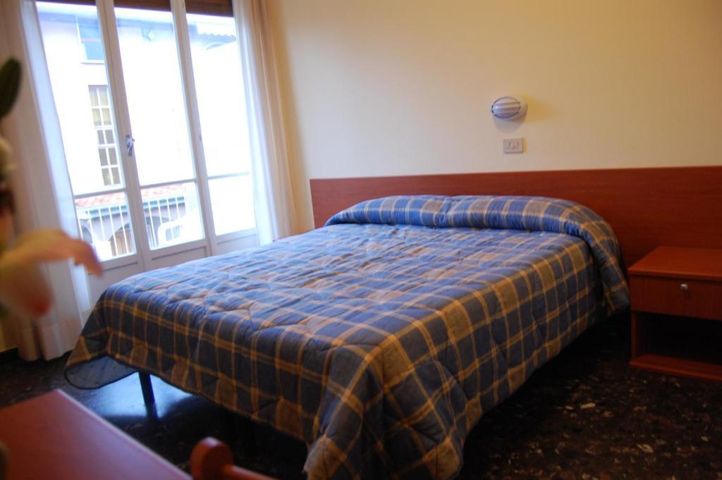 Hotel Aurora Loano Camera foto